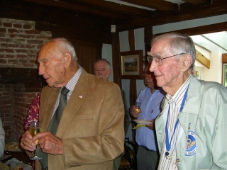 veterans visit 2009 14.JPG